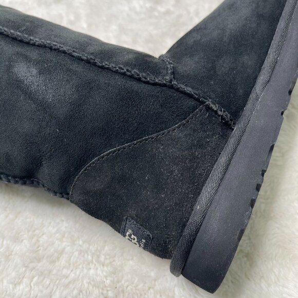 UGG #5825 Women's Black Classic Short Suede Boot Slip On Shoes Size 8 - Picture 12 of 12